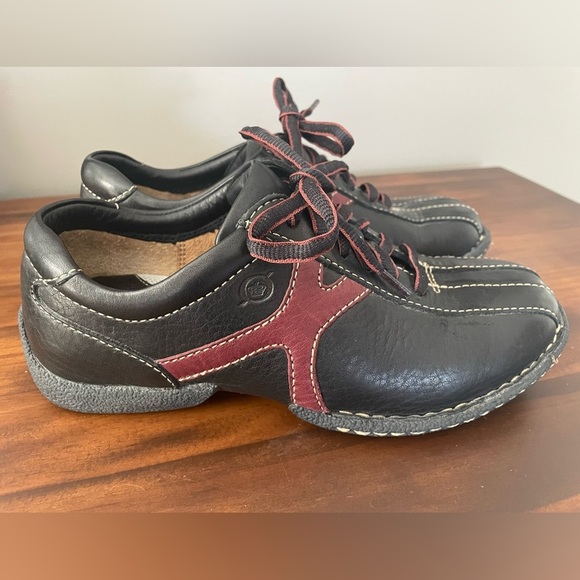Vintage Born Black and Burgundy Leather Bowling Shoes - Picture 3 of 9